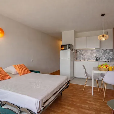 Appartamento Le Refuge De La Roseraie - Welkeys
